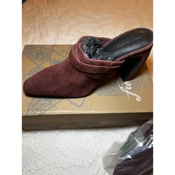 Free People Date Night Heeled Mules In‎ Port Wine Suede Size 6.5